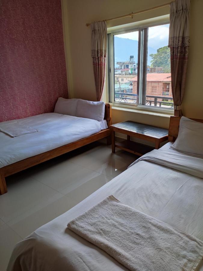 Hotel Green Hill View Pokhara Kültér fotó