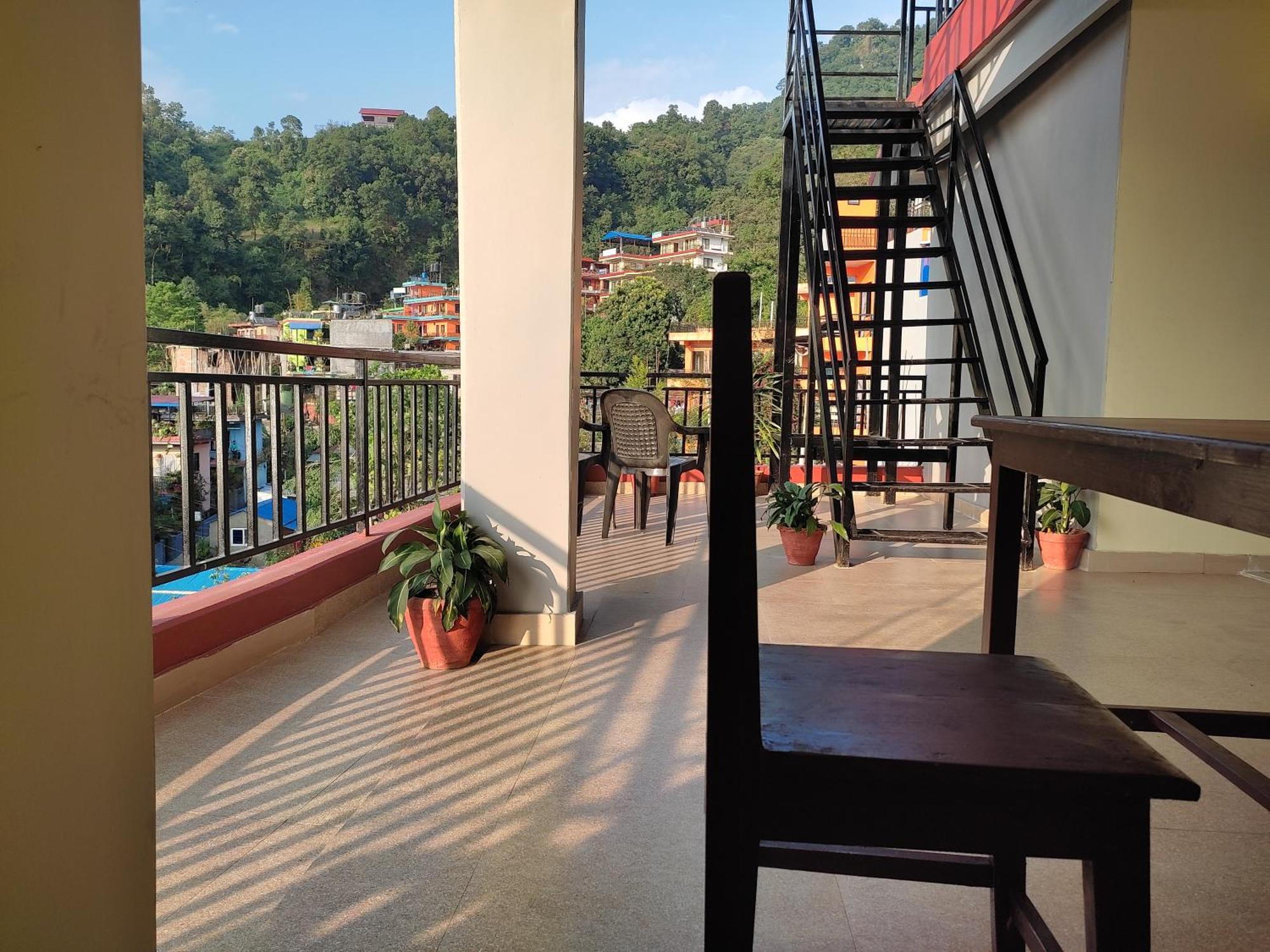 Hotel Green Hill View Pokhara Szoba fotó